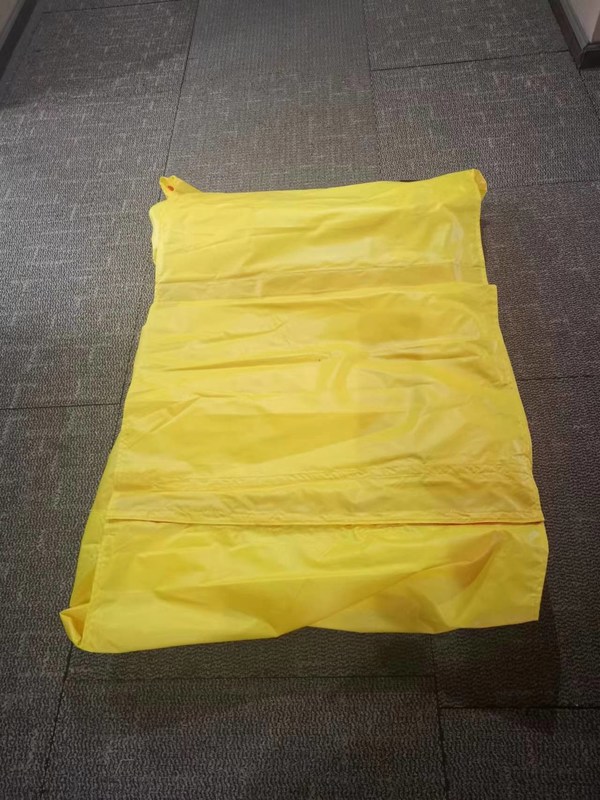 Ognioodporne Produkty termoizolacyjne samochodowe Materiał odporny na ciepło 8*8m